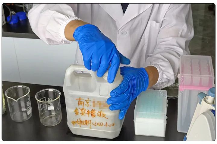 潔匠凈化·的凈工業(yè)除臭劑_切削液變質、發(fā)臭，車間異味污染大，除臭劑該怎么選？