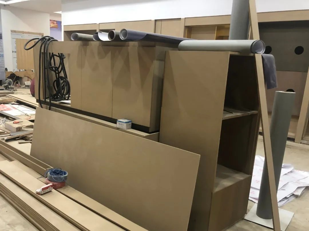木質(zhì)建材、木質(zhì)家具制造業(yè)釋放大量臭味，的凈除臭劑快速分解除臭！.jpg