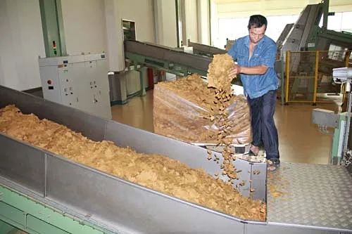 煙草加工異味廢氣危害大，快速除臭就用Dejing的凈除臭劑！.jpg