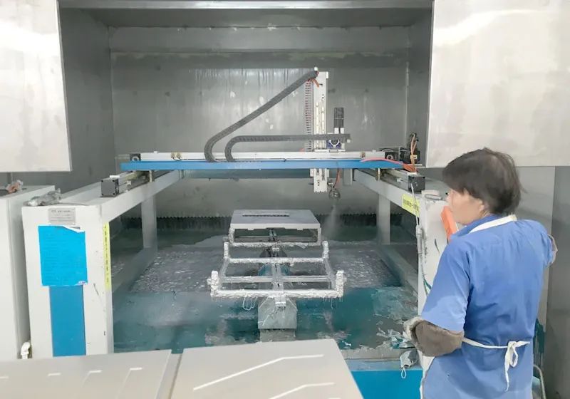 家具廠&五金噴漆廠&汽車廠噴漆車間的VOC廢氣治理怎么做？.jpg